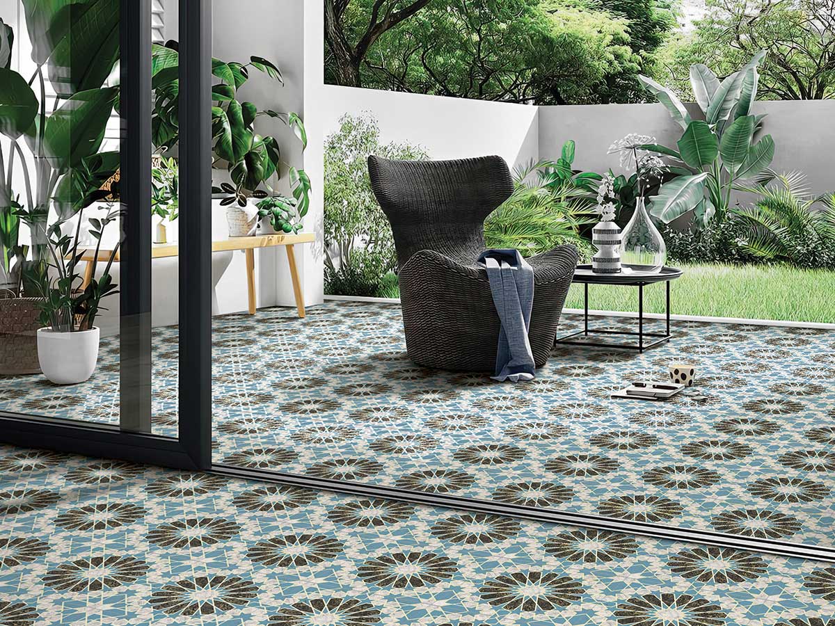 Arabesque Blue